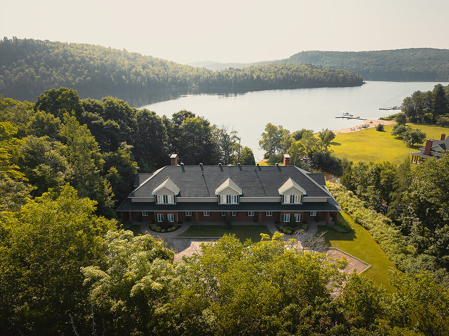 Auberge du Lac-à-l'eau-Claire Été 2023