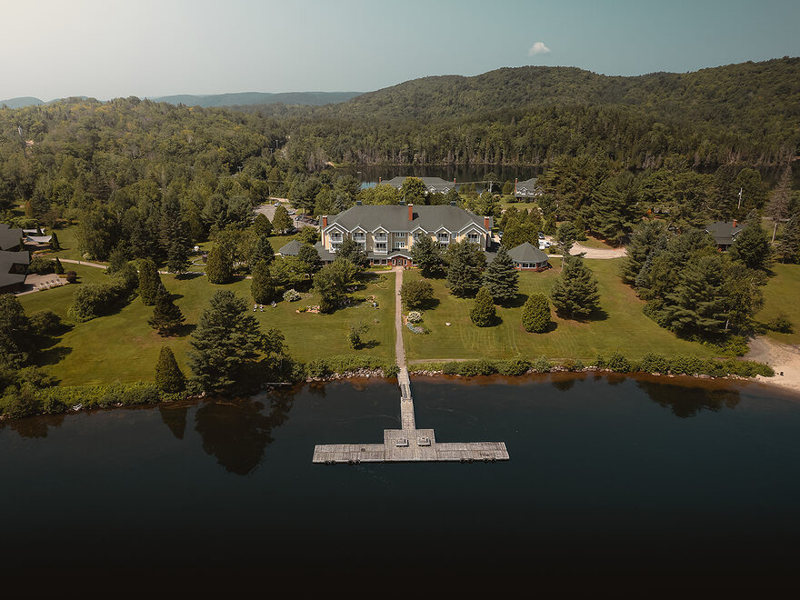 Auberge du Lac-à-l'eau-Claire Été 2023